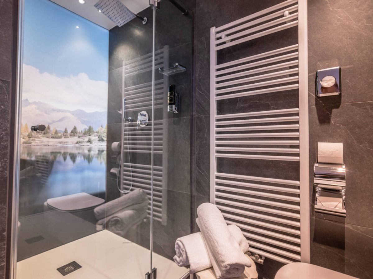 Sass Junior Suite (6)